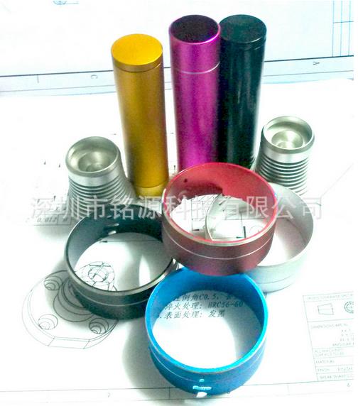 迷你音箱外殼加工精巧設(shè)計，讓音箱迷倒八方